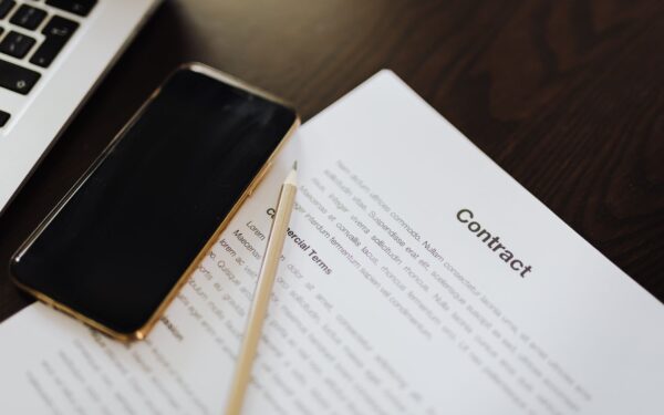 Gestion des fichiers PDF en ligne : 5 services utiles pour signer, compresser et convertir sans s’arracher les cheveux