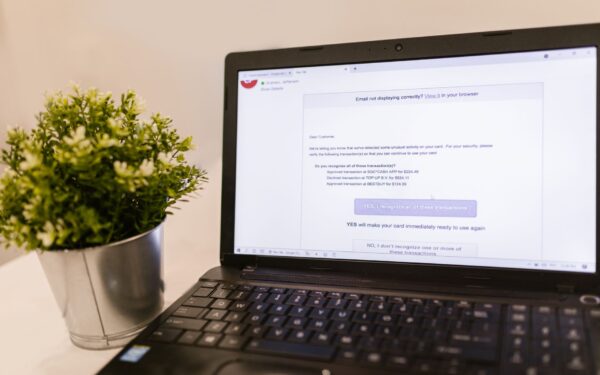 Liens suspects : comment les reconnaître et éviter de cliquer au mauvais endroit
