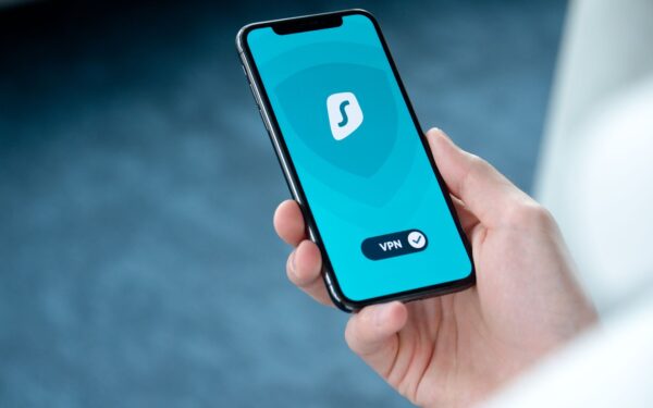 Permissions d’applications sur smartphone : les bons réglages pour protéger votre vie privée