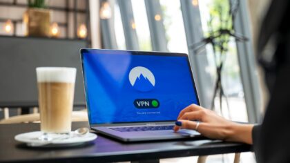 Wi-Fi public : les bons réflexes pour se connecter sans exposer toute votre vie numérique