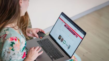 Créer et organiser un compte client sur un site d’achat en ligne sans se tromper