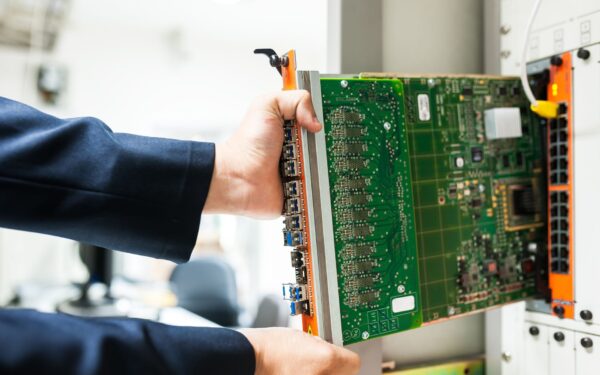 Edge computing : ce que ce traitement local change pour vos usages du numérique