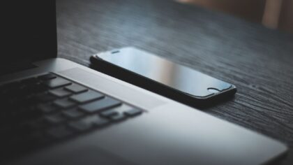 Flux RSS modernes : comment suivre l’info qui compte sans se noyer
