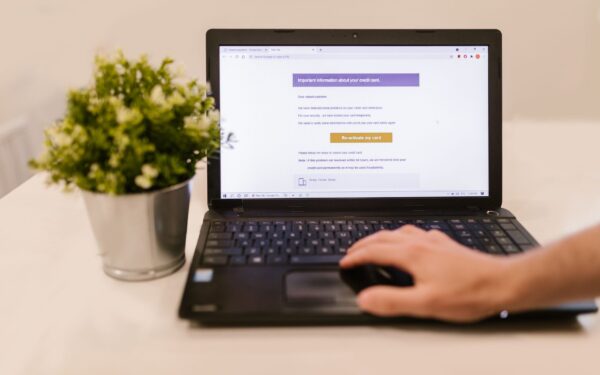 Gérer vos pièces jointes mail sans stress ni bazar numérique