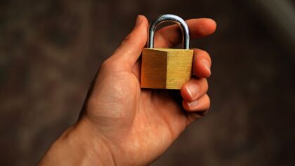 IA et cybersécurité personnelle : 5 usages concrets pour mieux protéger vos comptes