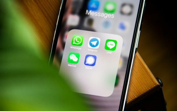 Messageries chiffrées au quotidien : bien les utiliser pour garder vos échanges privés