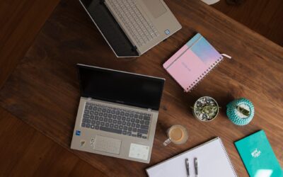 Minimalisme numérique réaliste : 5 ajustements simples pour télétravailler l’esprit plus léger