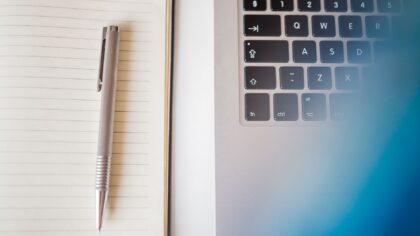 Mots de passe forts et faciles à retenir : méthode simple pour arrêter de réutiliser le même partout