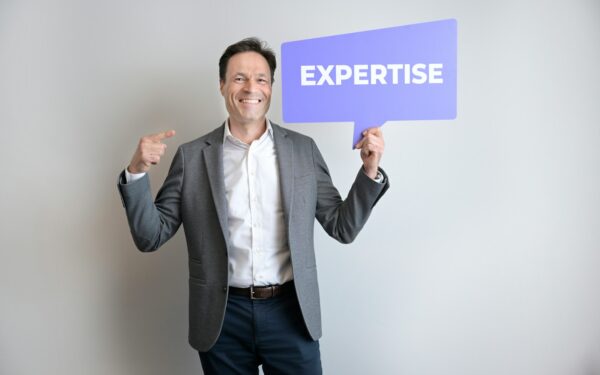 Rédiger un bon prompt IA sans être expert : méthode simple pour obtenir de meilleures réponses