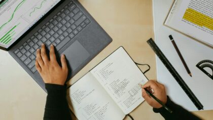 Routine hebdomadaire simple pour étudiants : un système numérique pour avancer sans se surcharger