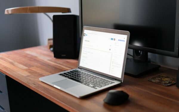 Télécharger moins mais mieux : une méthode simple pour apprivoiser vos fichiers