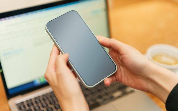 Utiliser un VPN au quotidien sans se compliquer la vie : usages concrets, risques et bons réflexes